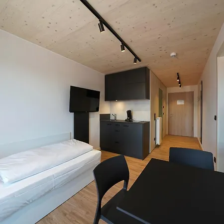 Hotel apartamentowy Timber One Boardinghouse 3*