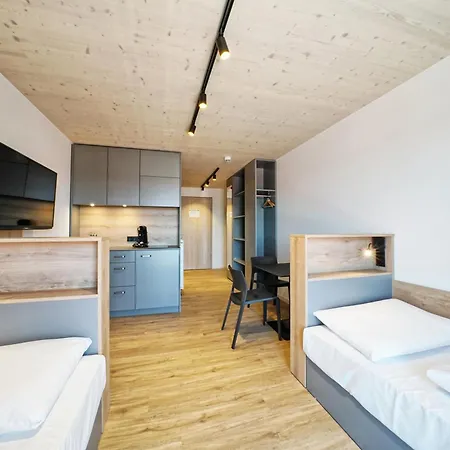 Timber One Boardinghouse 公寓式酒店 多尔芬