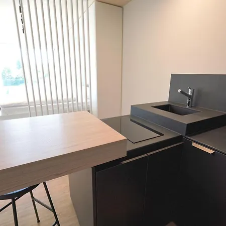Timber One Boardinghouse 公寓式酒店 多尔芬