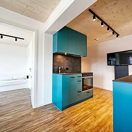 Timber One Boardinghouse Lägenhetshotell 3*
